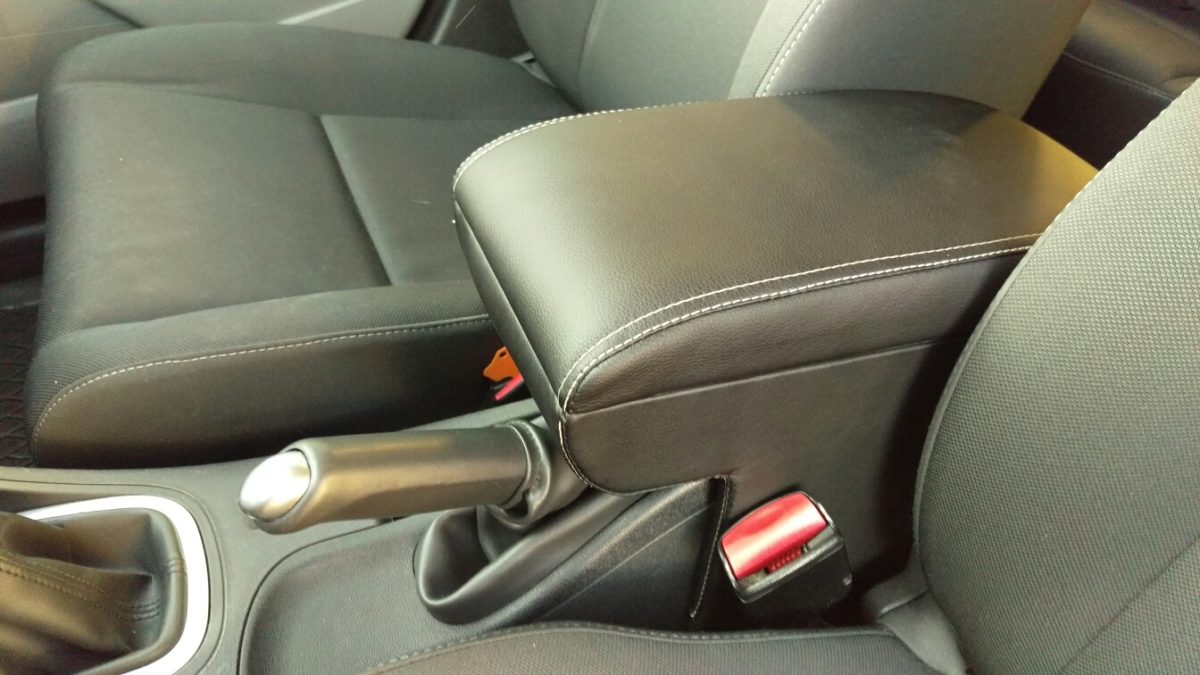 подлокотник для Renault Megane 3