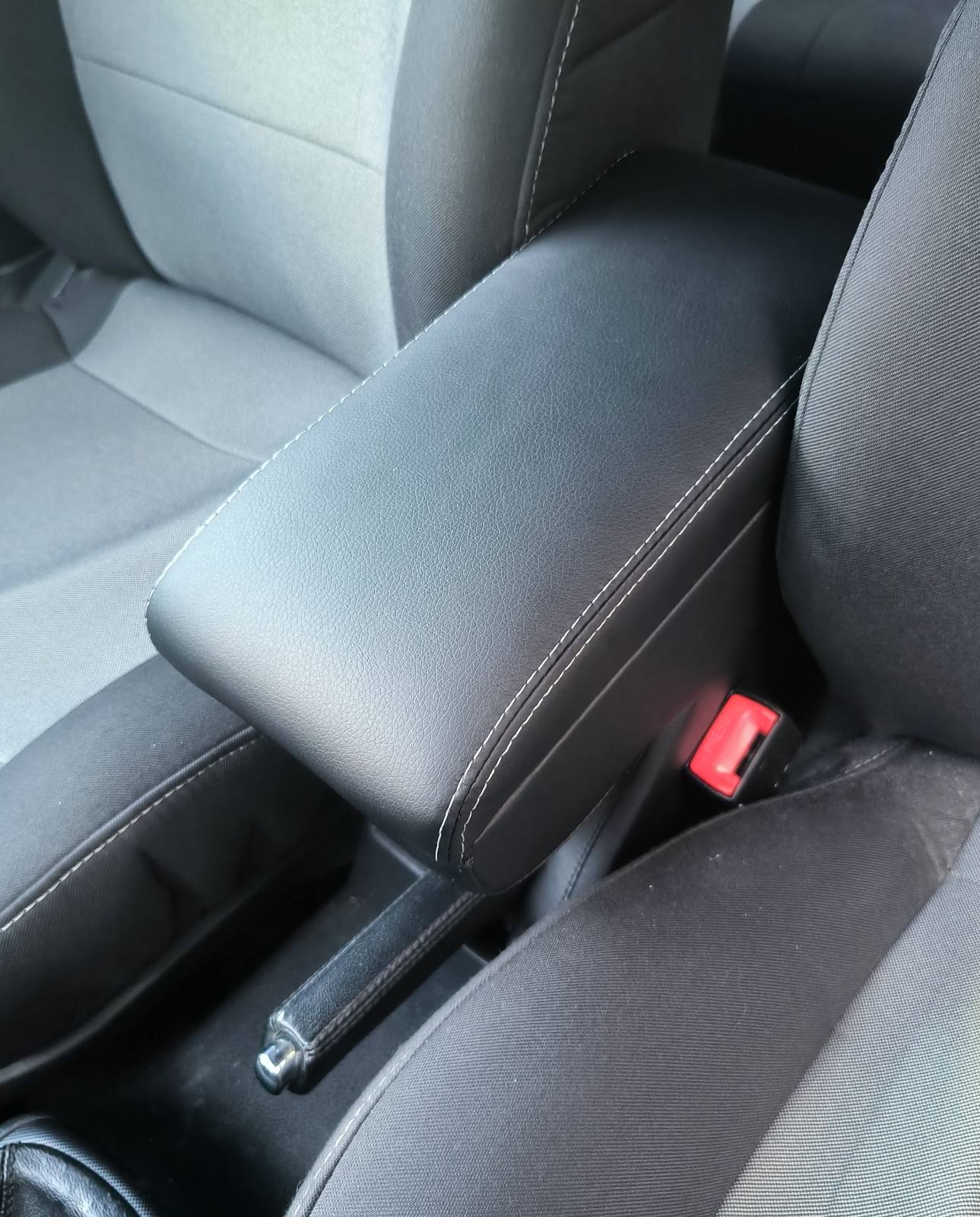 Підлокотник на Skoda Octavia Tour - Зображення 10