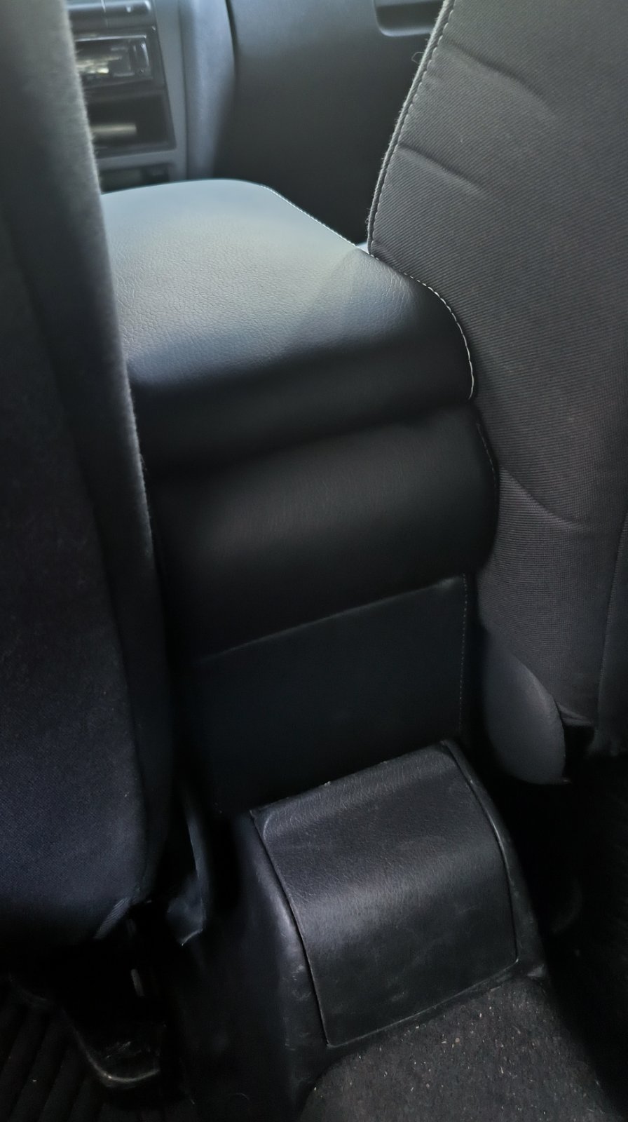 Підлокотник на Skoda Octavia Tour - Зображення 12