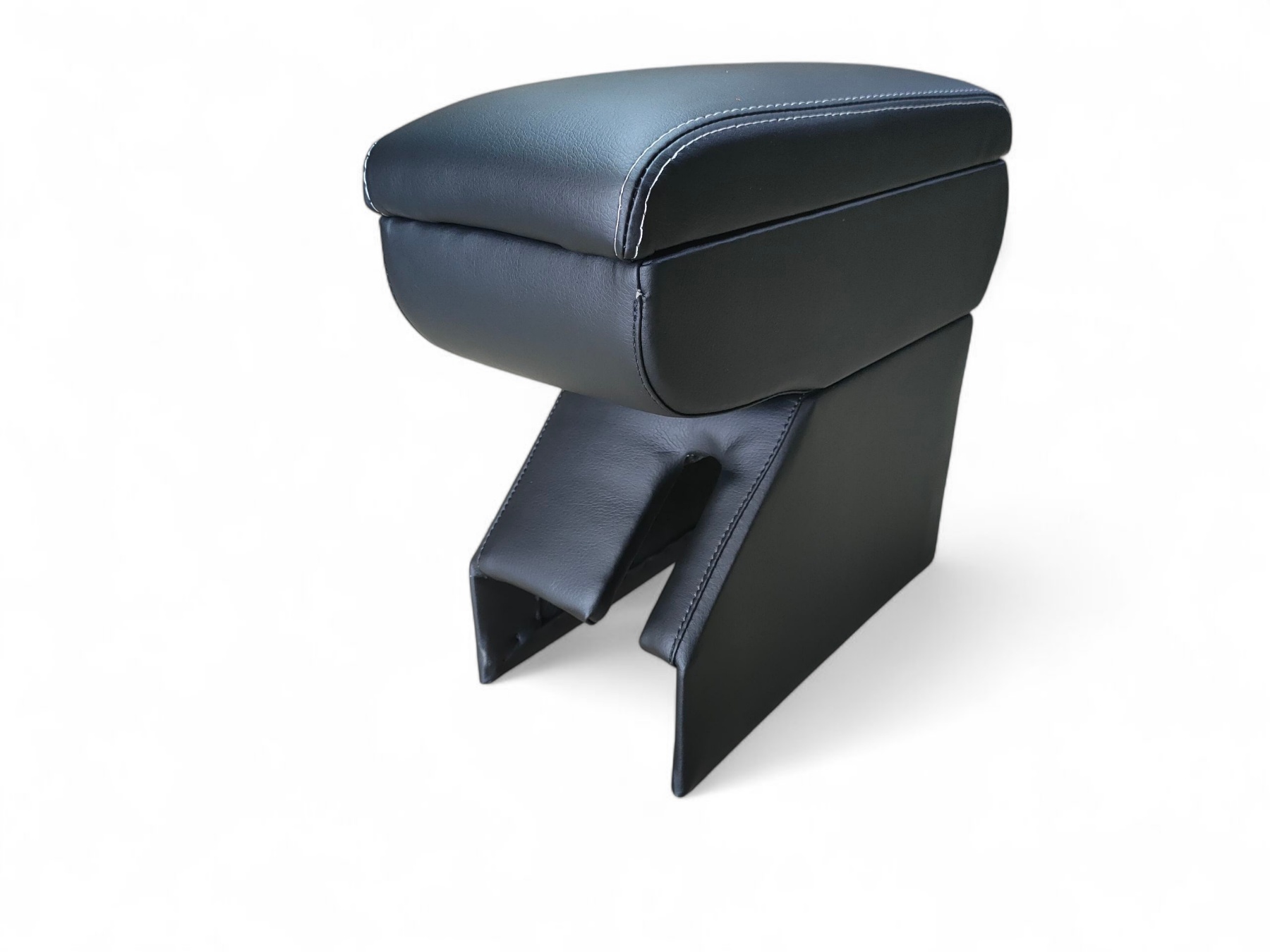 Підлокотник на Skoda Octavia Tour