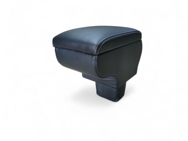 Підлокотник на Suzuki Vitara