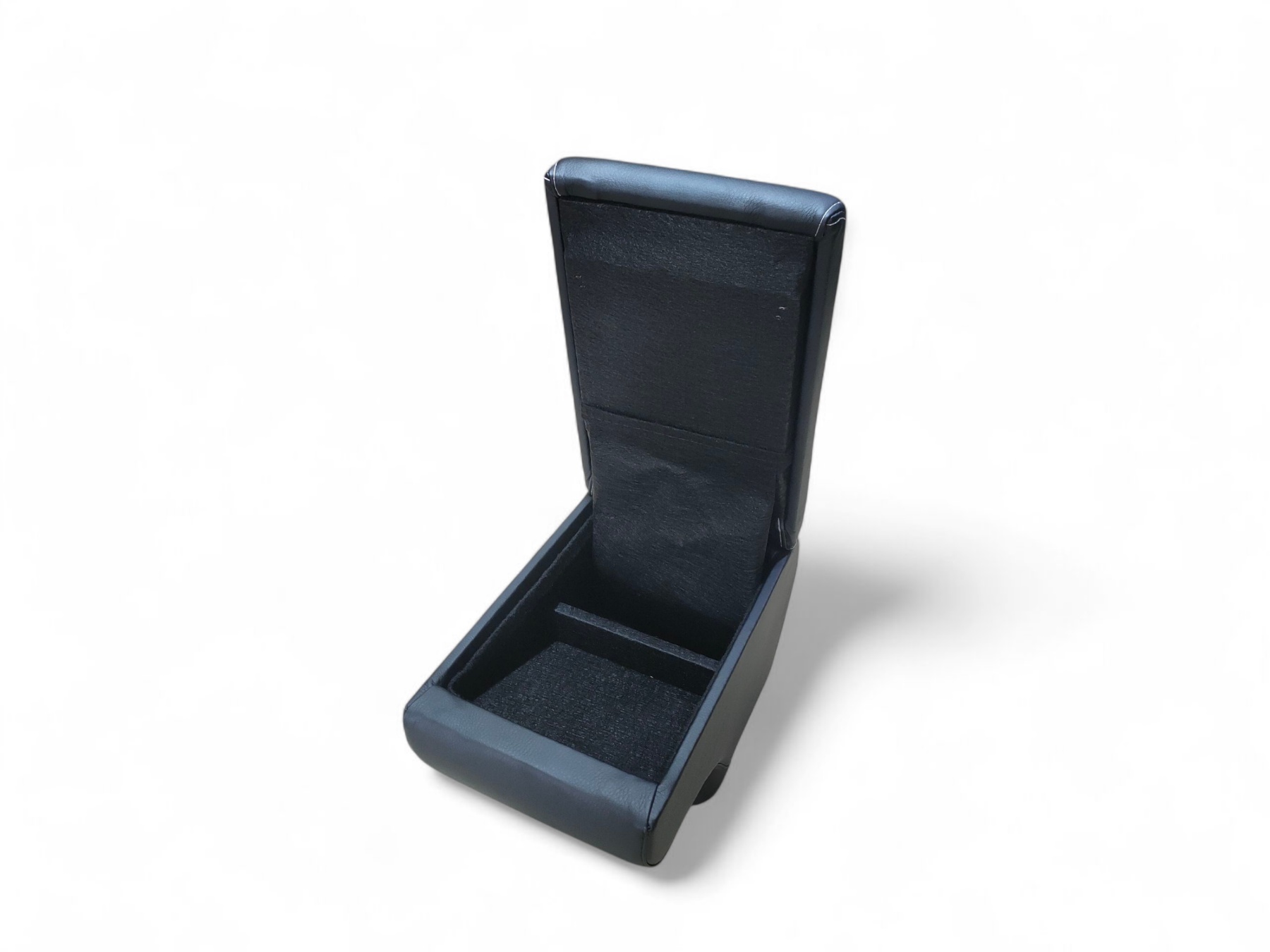 Підлокотник на Nissan Juke - Зображення 14