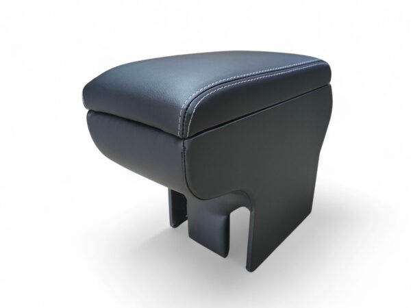 Підлокотник на Opel Zafira B