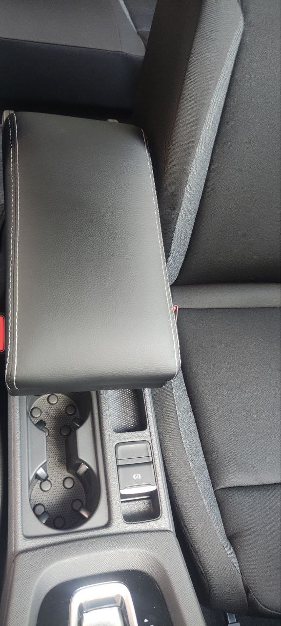 Підлокотник на Skoda Octavia A8 - Зображення 31