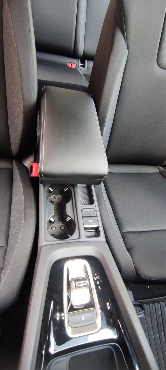 Підлокотник на Skoda Octavia A8 - Зображення 32