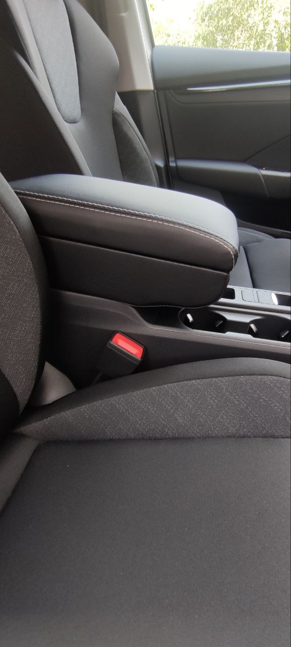 Підлокотник на Skoda Octavia A8 - Зображення 34