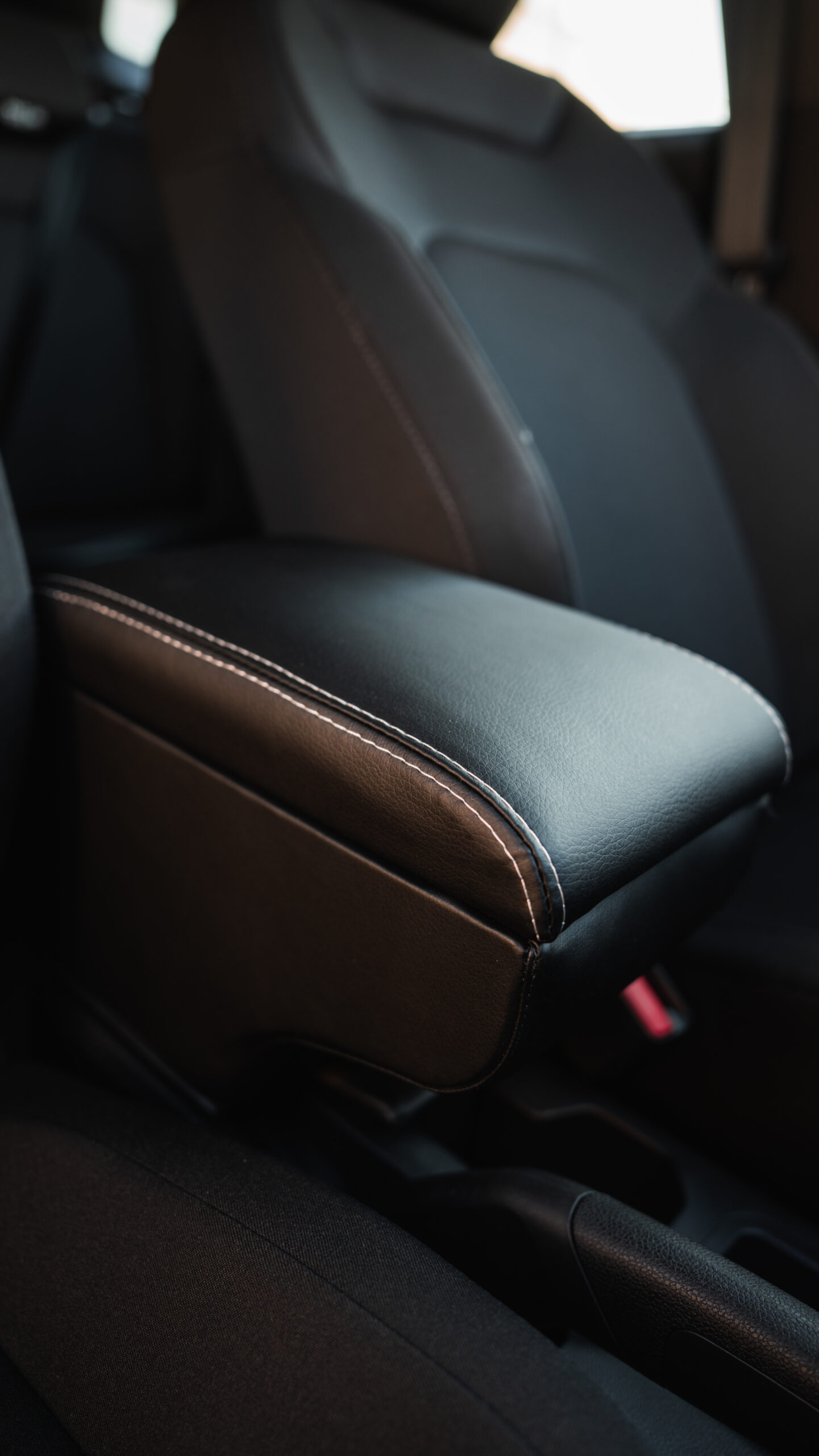 Підлокотник на Renault Duster 3 - Зображення 11