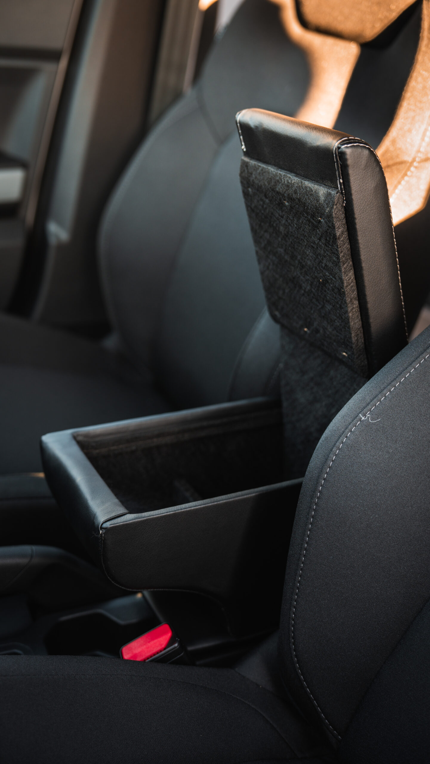 Підлокотник на Renault Duster 3 - Зображення 13